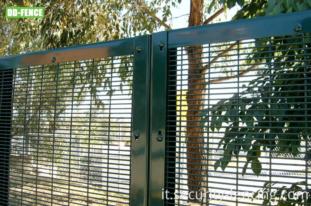 Saldata ad alta sicurezza 358 recinzione in metallo taglio anti -climb per residenziale commerciale industriale